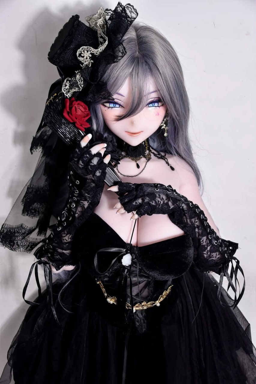 Miyashiro Chiharu — Elsa Babe